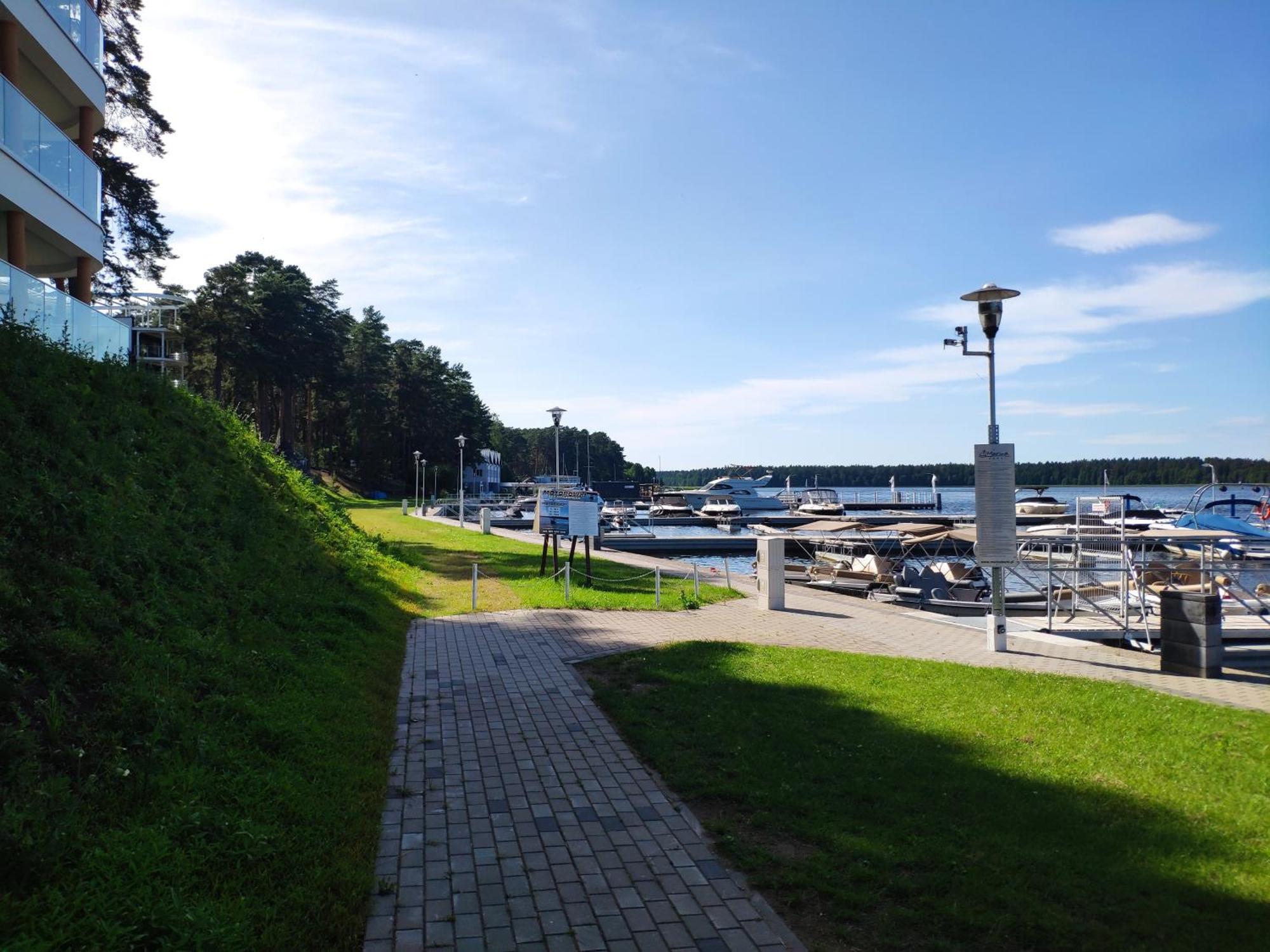 Apartament Bryza Augustow Z Widokiem Na Jezioro Necko エクステリア 写真